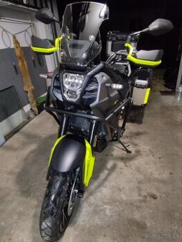 QJ Motor SVT 650 X vodičák A2  rok 2025 3x kufor