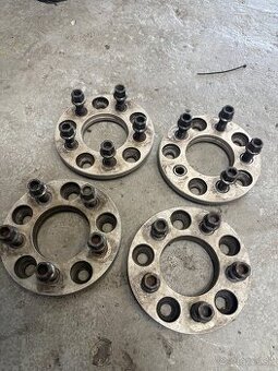 Podložky na zmenu rozteče z 5x120 na 5x112