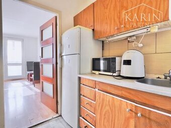 Garzónka s nízkymi nákladmi , L.Svobodu, Skalica