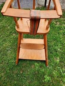 Detská drevená stolička