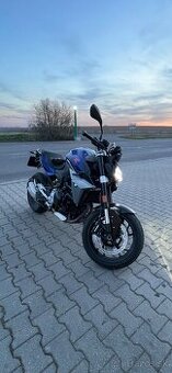 BMW F900R