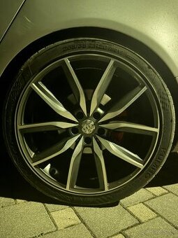Elektróny Audi