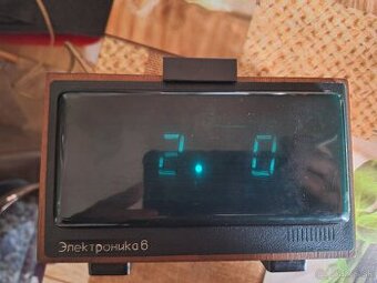 Hodiny Elektronika 6