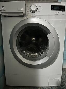 Predam pracku Electrolux 5kg