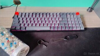 Predám keychron K4 gateron G11 optical red