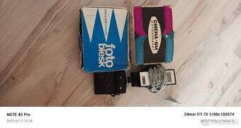 Predám retro fotoaparát fotoblesky a expozimeter