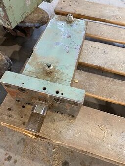 Hydraulické valce 2ks