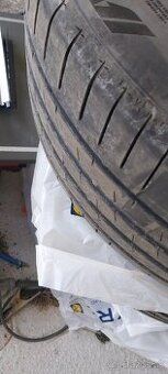 Pneu 245/45 r18 - 1