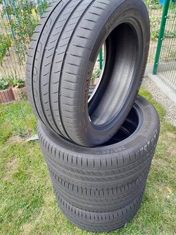 285/45r20 Continental premium contact 7