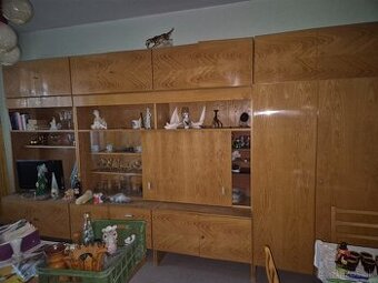 Retro obývacia stena