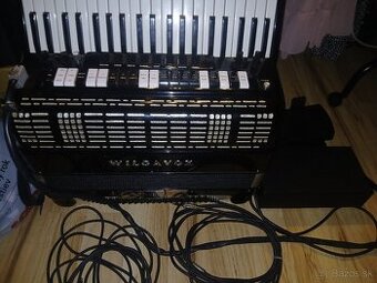 Predám krásny unikátny elektro-akustik.akordeón WILGAWOX