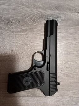 Replika WW2 pištole TT-33 Tokarev(nová)