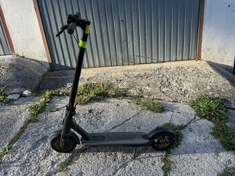 Predám Elektrickú kolobežku Xiaomi Mi Essential na ND