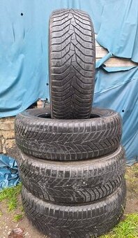 Ponúkame 4 zimné pneumatiky Yokohama BlueEarth 225/65 R17