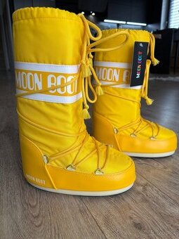 Moon boot snehule