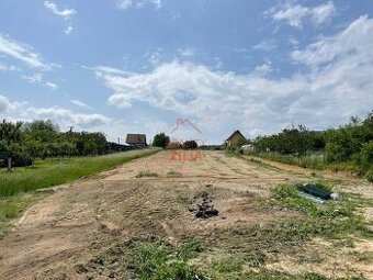 Pozemok vhodny na investiciu, v Nitrianskych Hrnciarovciach.