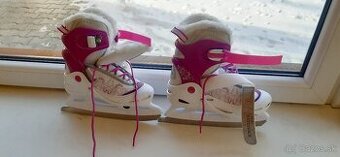 Dievčenské korčule