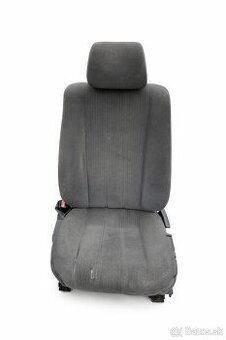 Bmw e34 predné sedacky