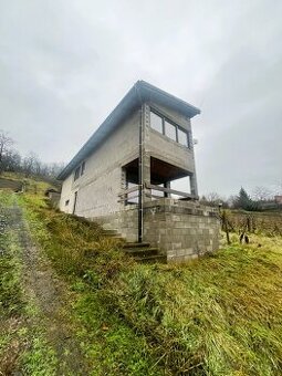 Rekreačný dom na trvalé bývanie, Levice časť Krížny Vrch