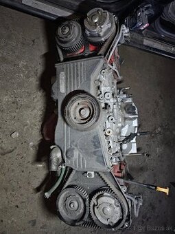 Subaru impreza 1.5 benzin motor pokazeny
