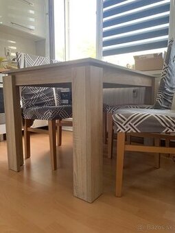 Kuchynsky stôl + stoličky