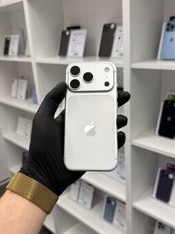 ZÁRUKA 2 ROKY /  Apple iPhone 17 Pro 256GB Silver, 100%