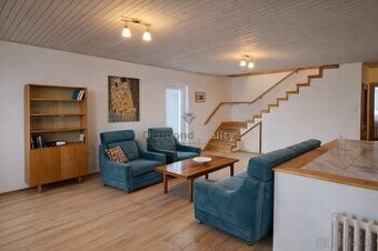 NA PRENÁJOM VEĽKÁ SAMOSTATNÁ IZBA V BYTOVEJ JEDNOTKE