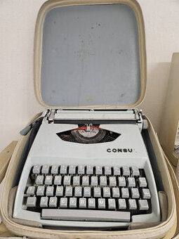 Predám 2 ks písacích strojov Consul