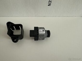 Originál predná parkovacia kamera Škoda, VW Cupra 5WA980546E