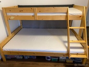 Poschodová posteľ z masívu 140 x 200