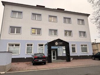 PRENÁJOM KANCELÁRSKYCH PRIESTOROV – 40 m² a 15 m²