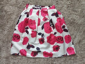 Kvetovaná sukňa - 1