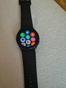 Samsung watch 4 velkost 40 čierne top stav používané velmi p