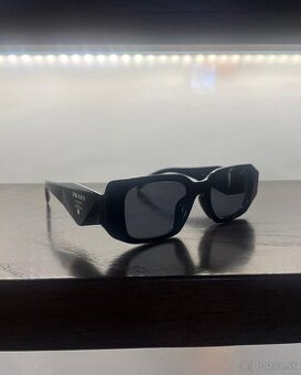Prada okuliare