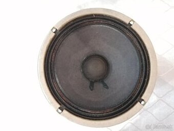 Basovy reproduktor -pioneer