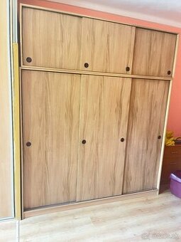 Predám skriňu 200x178x60 a 200x60x60cm
