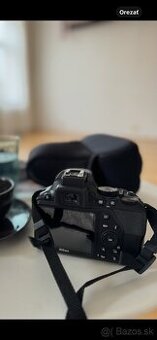 Predám zrkadlový fotoaparát NIKON D3500