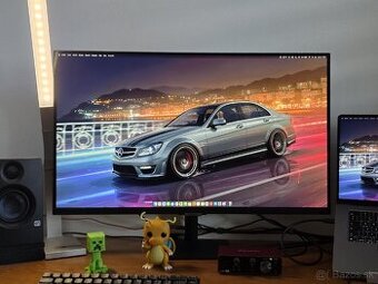 Smart monitor / TV 4K 32" Samsung M7