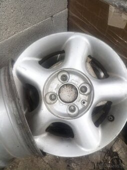 4x100 R13