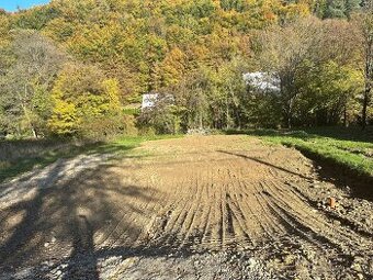 REKREAČNÝ STAVEBNÝ POZEMOK