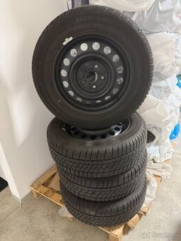 205/60 R16 zimné +plechové disky 5x114,3