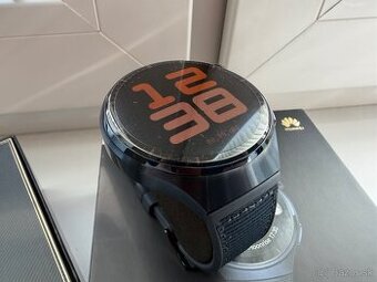 Huawei Watch 4 Pro blue titanium