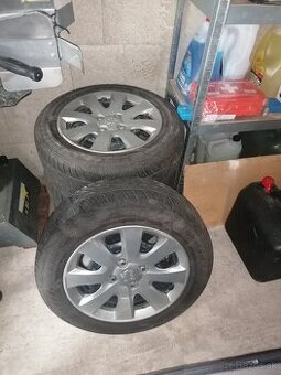 Komplet sada na Peugeot 207.