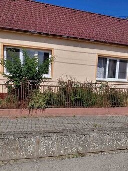 Predáme 3 - izbový rodinný dom, Žlkovce