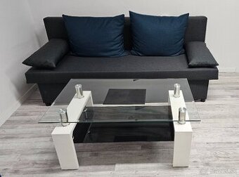 Gauč, stolík, písacie stoly, kanc. stoličky, skrinky