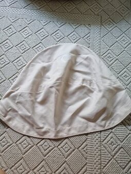 Bezova strieska na bugaboo bee