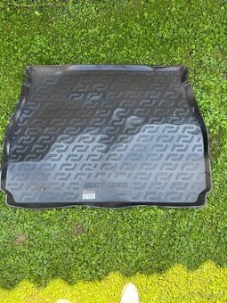 Plastová vanička BMW X5