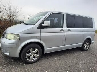 Predam Volkswagen T5 Multivan 2,5tdi 96kw 4x4.