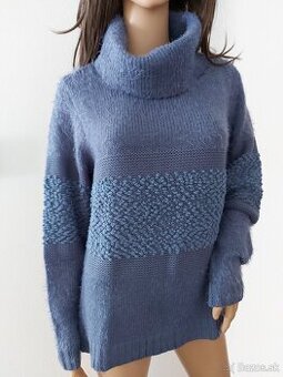 Dámsky pulóver s rolákom XL/42