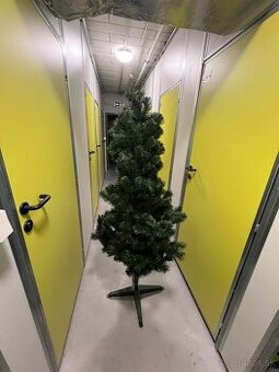 Umelý vianočný stromček 180 cm